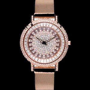 Womens Quartz Movement Watch